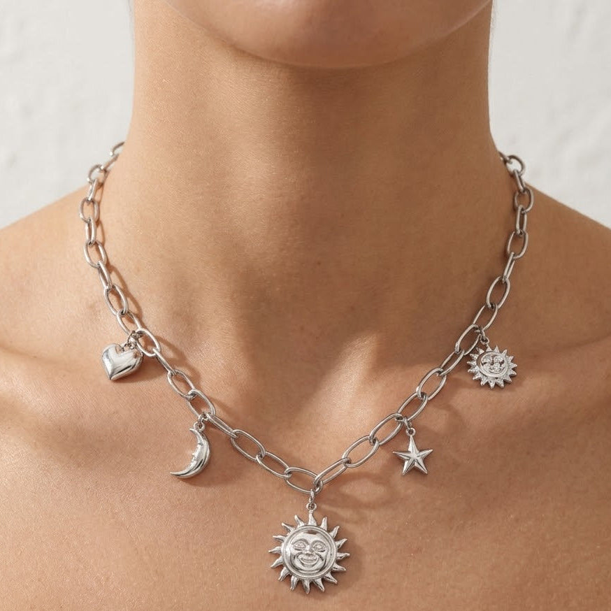 Collana con Charm Celesti e Cuore In Acciaio Inossidabile