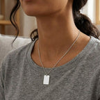 Collana con Targhetta Rettangolare In Acciaio Inossidabile