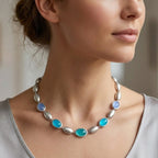 Collana con Ovali Satinati e Pietre Colorate In Acciaio Inossidabile