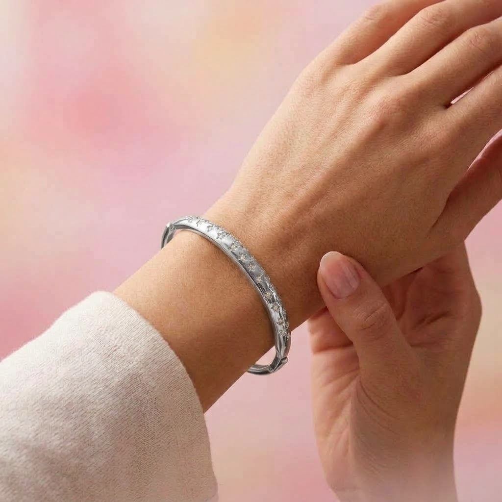 Bracciale Bangle Rigido con Stelle e Zirconi In Acciaio Inossidabile