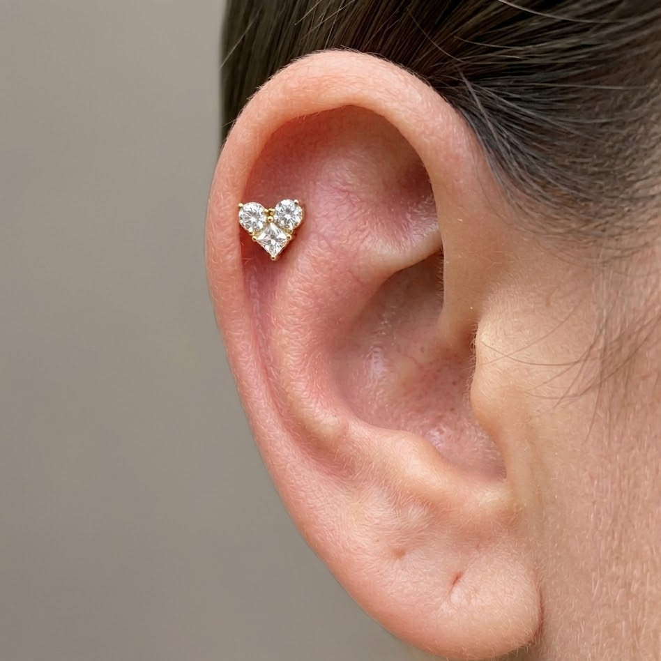 Piercing Cuore di Tre Zirconi In Acciaio Inossidabile