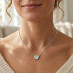 Collana Zampa Con Zirconi In Acciaio Inossidabile