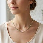 Collana Summer con Foglia in Pietra Rosa e Perline In Acciaio Inossidabile