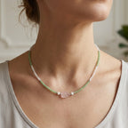Collana Summer con Foglia in Pietra Rosa e Perline In Acciaio Inossidabile