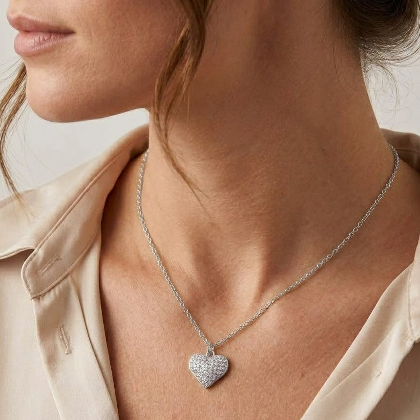 Collana con Cuore in Full Pavé di Zirconi In Acciaio Inossidabile