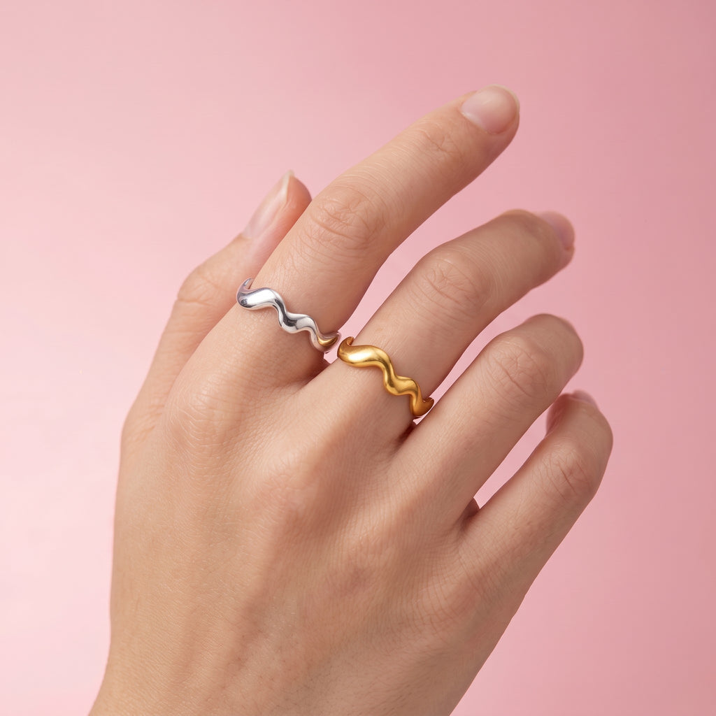 Anello Wavy In Acciaio Inossidabile