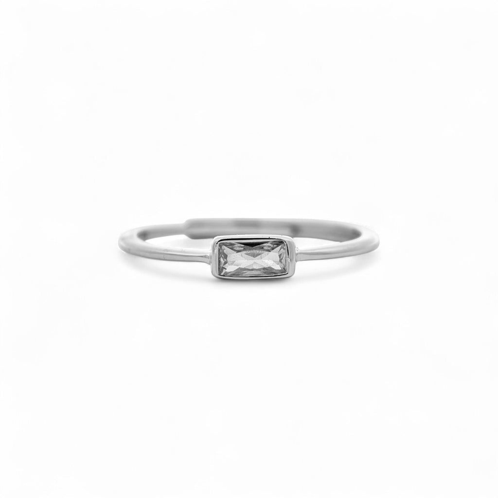 Anello in Argento con Rettangolo Elegante