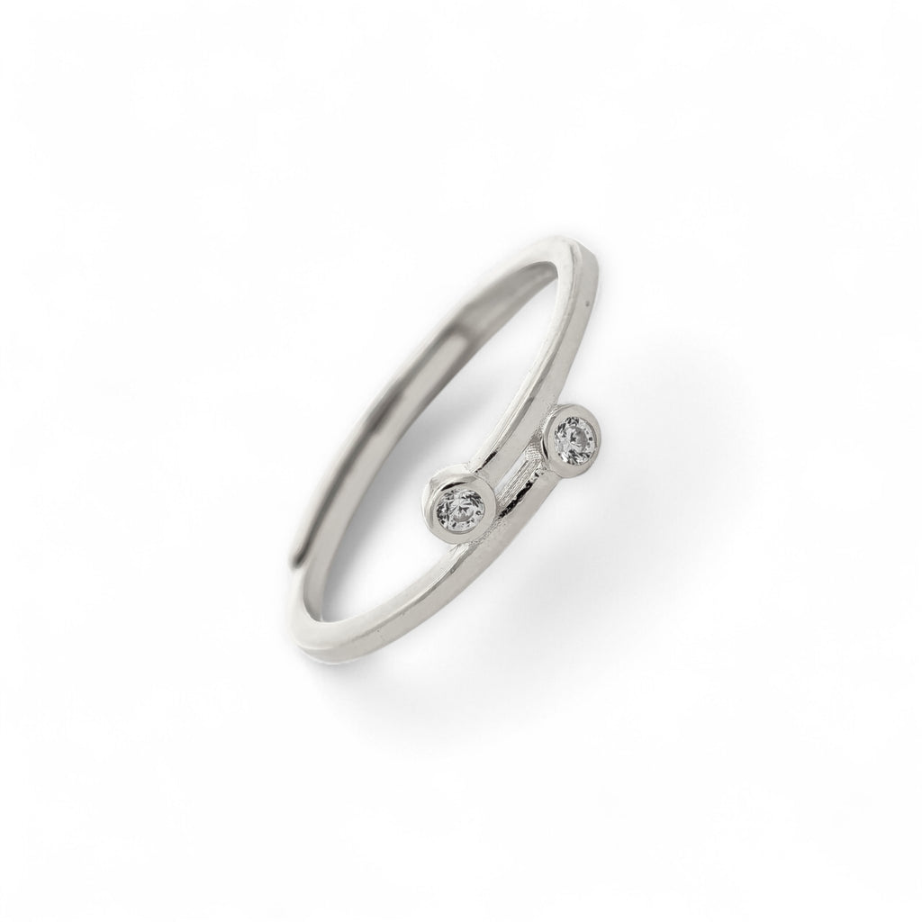 Anello Minimal in Argento con Zirconi