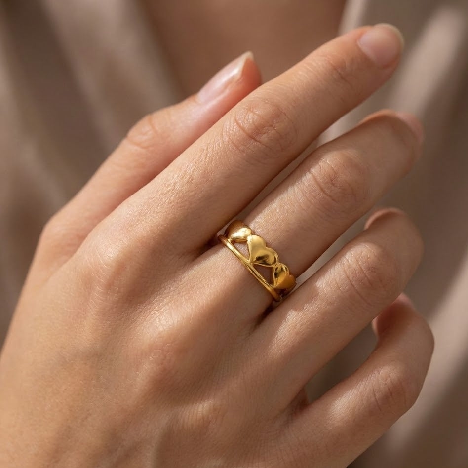 Anello Fascia Cuori In Acciaio Inossidabile