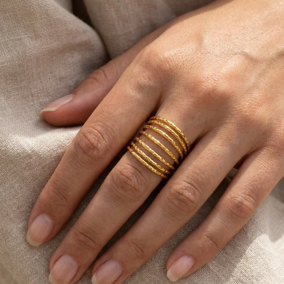 Anello Spirale Multi-Fascia Martellata In Acciaio Inossidabile
