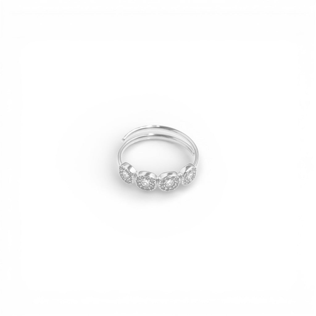 Anello con Quattro Pietre Punto Luce e Pavè In Acciaio Inossidabile