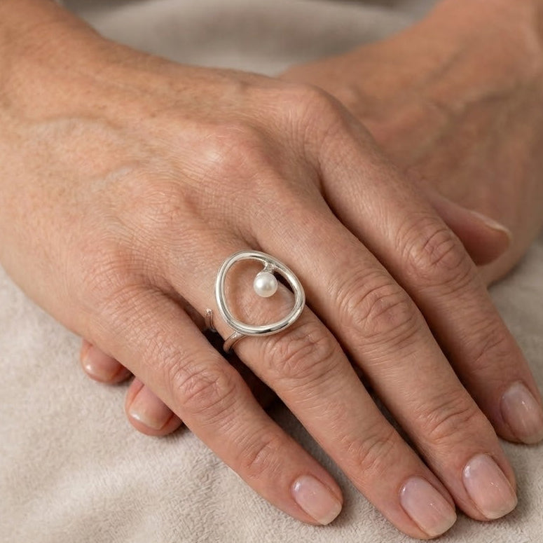 Anello Astratto Con Perla In Acciaio Inossidabile