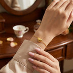 Bracciale con Charm Cuore Bombato In Acciaio Inossidabile