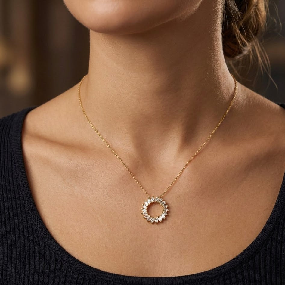 Collana Rollò con Cerchio Traforato e Navetta In Argento 925
