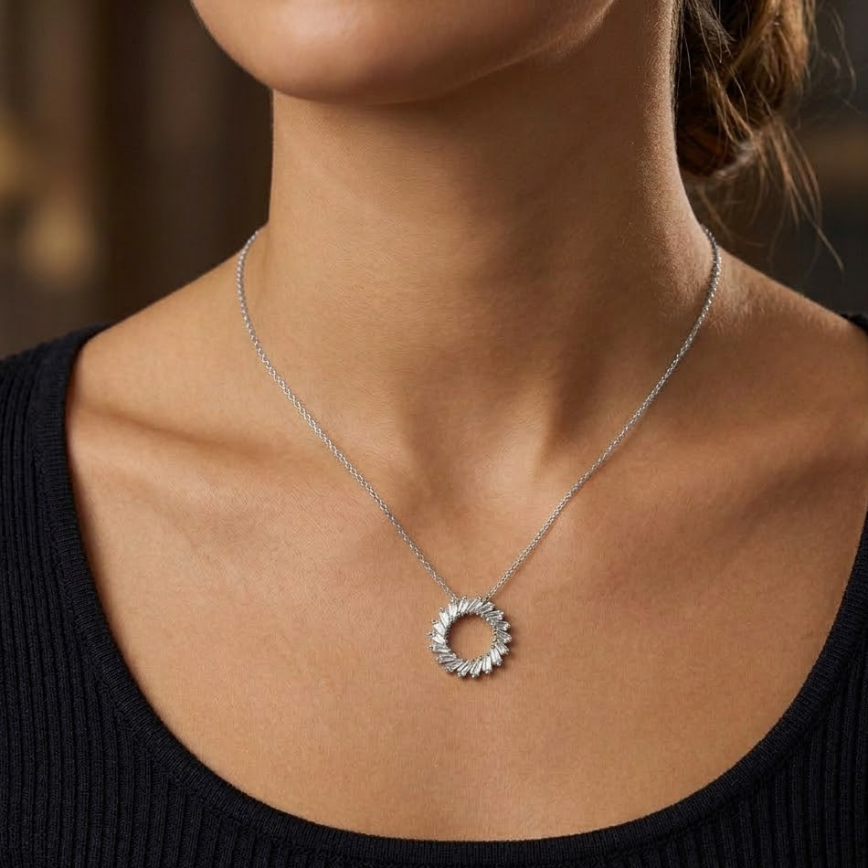 Collana Rollò con Cerchio Traforato e Navetta In Argento 925