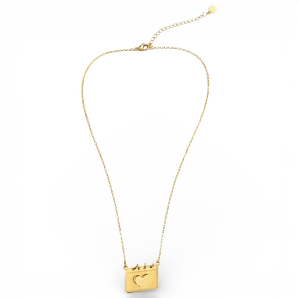 Collana Calendario Cuore Traforato In Acciaio Inossidabile