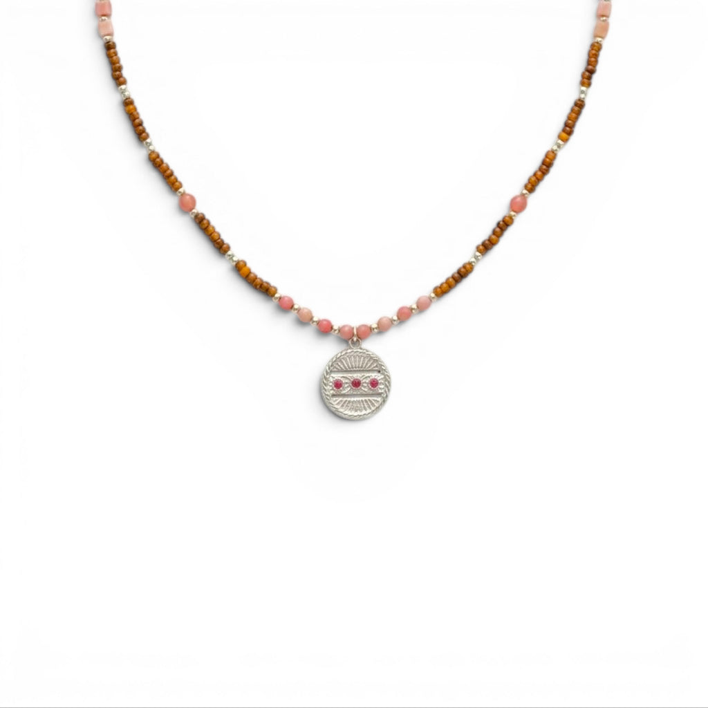 Collana Amuleto con Medaglietta e Perline Rosa e Marroni In Acciaio Inossidabile