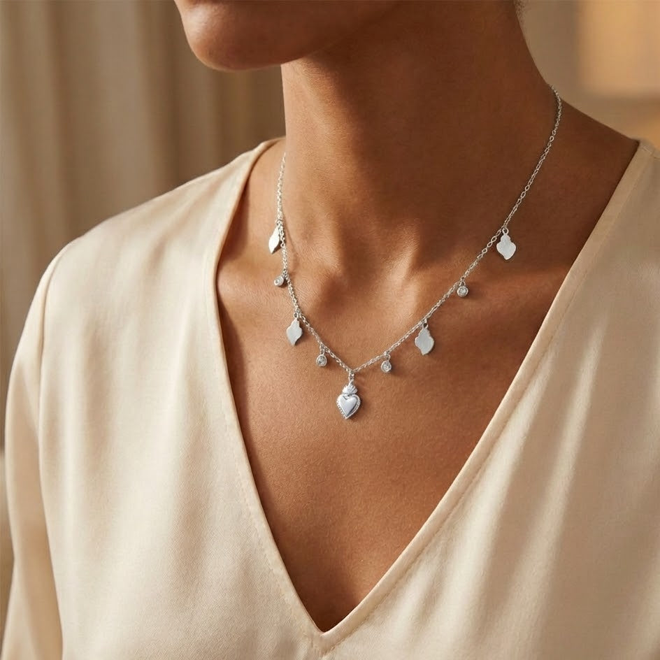 Collana con Pendenti Cuore Sacro e Brillanti In Acciaio Inossidabile