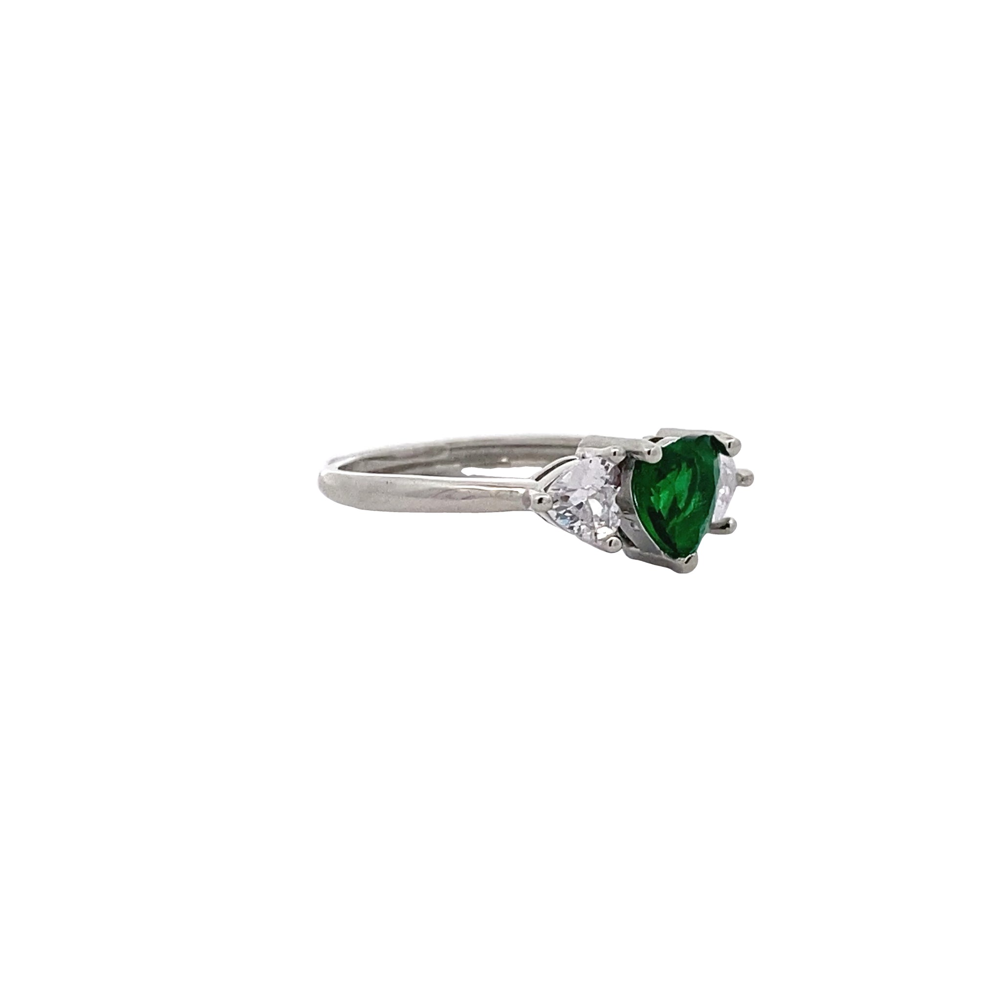 ANELLO CON ZIRCONI A CUORE IN ARGENTO 925