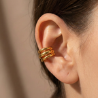 Ear Cuff Scultoreo a Fascia Incrociata in Acciaio Inossidabile