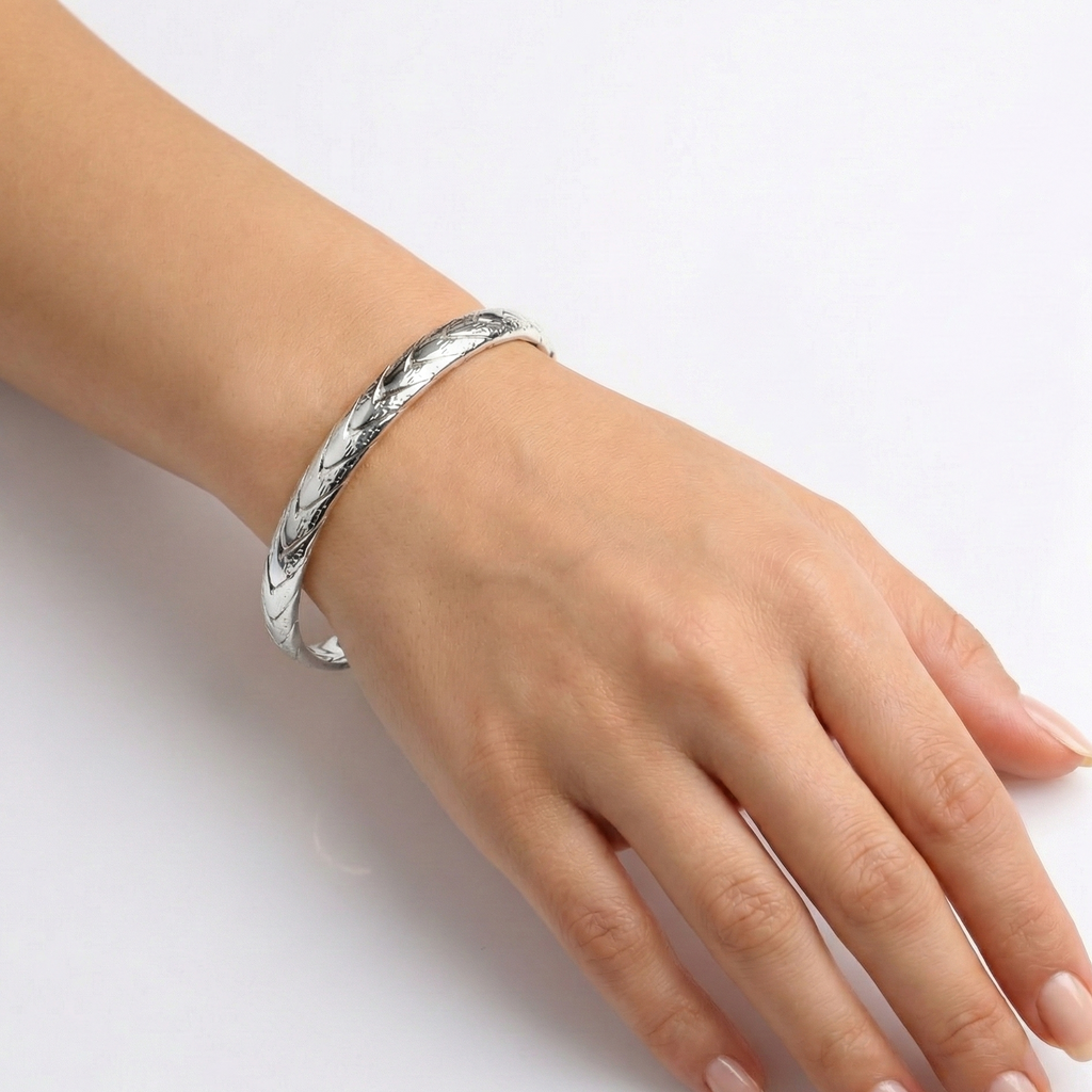 Bracciale Rigido Sottile con Lavorazione a Spiga di Grano In Acciaio Inossidabile