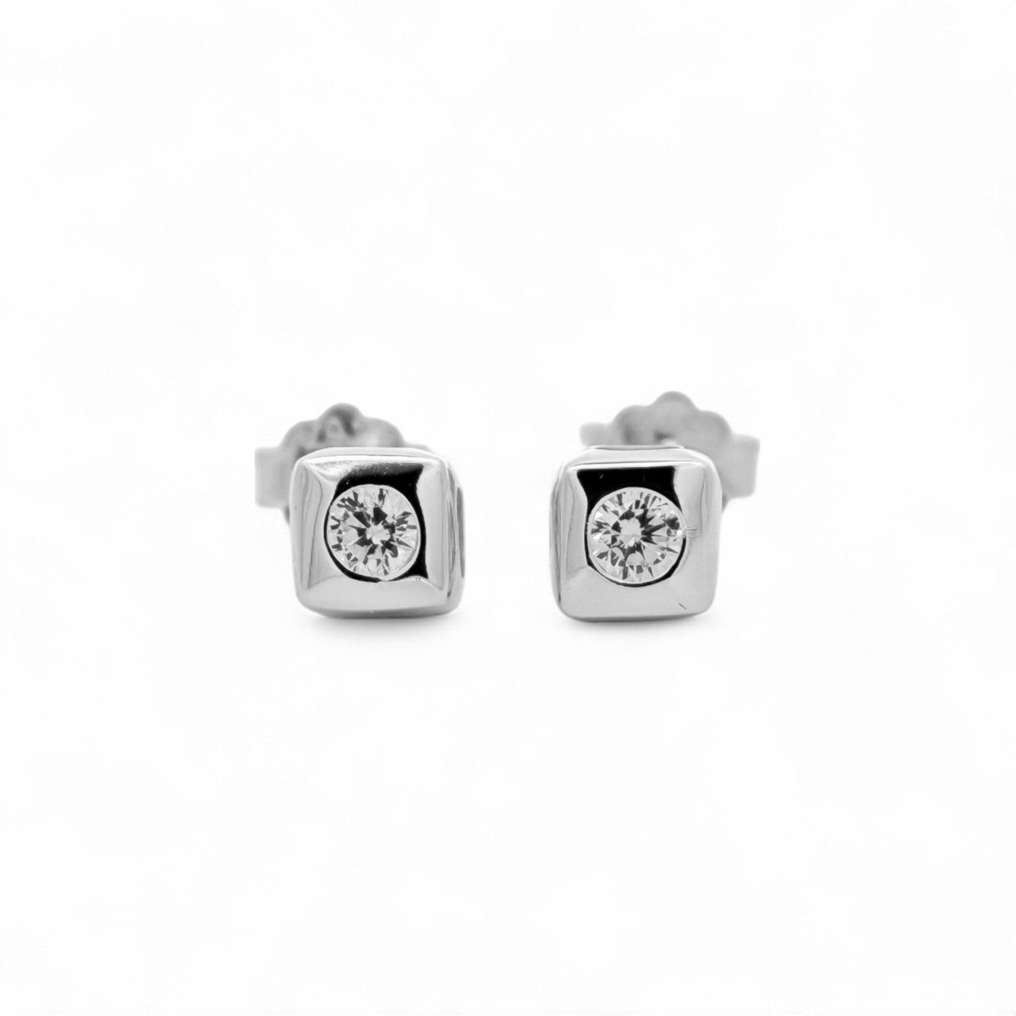 Orecchino Punto Luce In Argento Con Diamante Da 1 Ct | Orecchini Con Diamanti Personalizzabili Orecchino Punto Luce In Argento Con Diamante Da 1 Ct | Orecchini Con Diamanti Personalizzabili