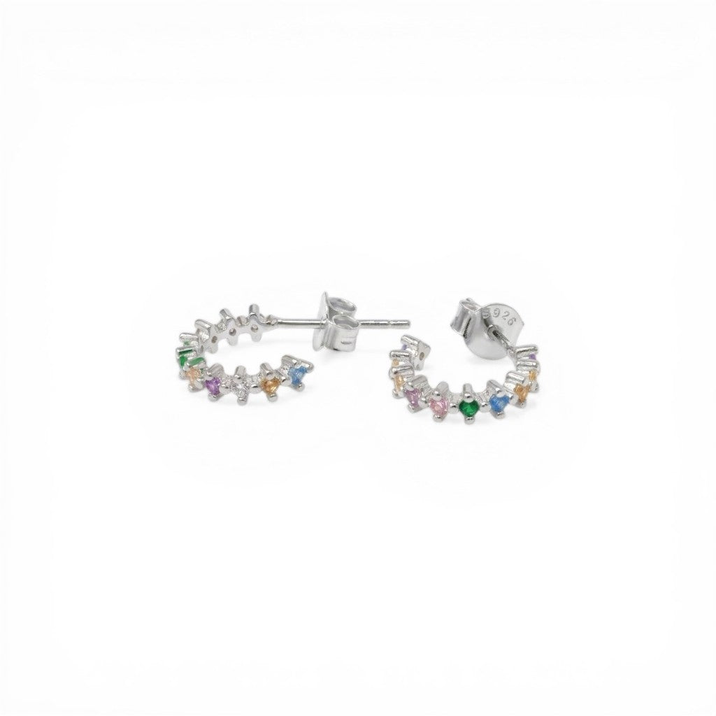 Orecchini a Semicerchio Arcobaleno con Zirconi Multicolor In Argento 925