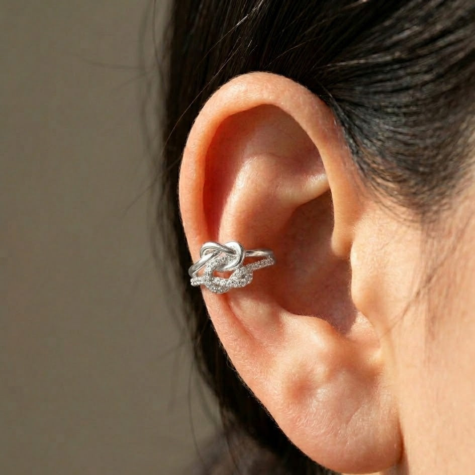 Ear Cuff Nodo con Zirconi In Acciaio Inossidabile