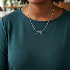Collana con Fiocco Centrale In Acciaio Inossidabile