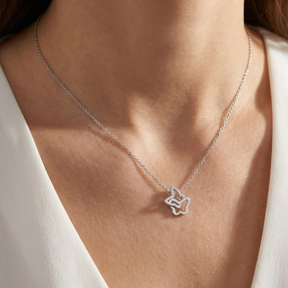 Collana con Farfalle Pendenti In Acciaio Inossidabile