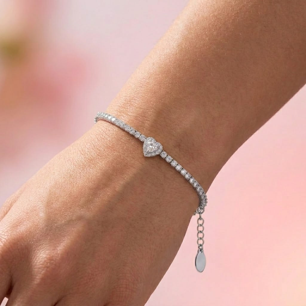 Bracciale Tennis con Zirconi e Charm Cuore Centrale In Acciaio Inossidabile