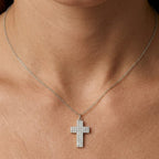 Collana con Croce in Pavé di Zirconi In Acciaio Inossidabile