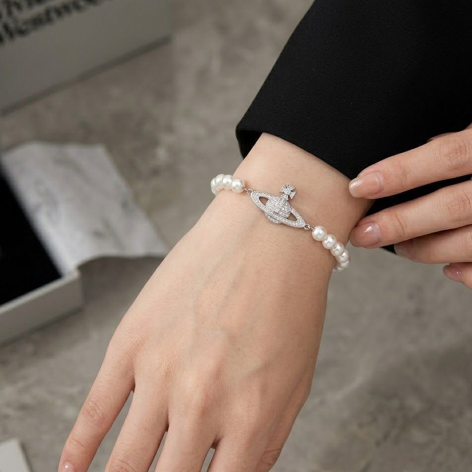Bracciale Perle e Charm Pianeta In Acciaio Inossidabile