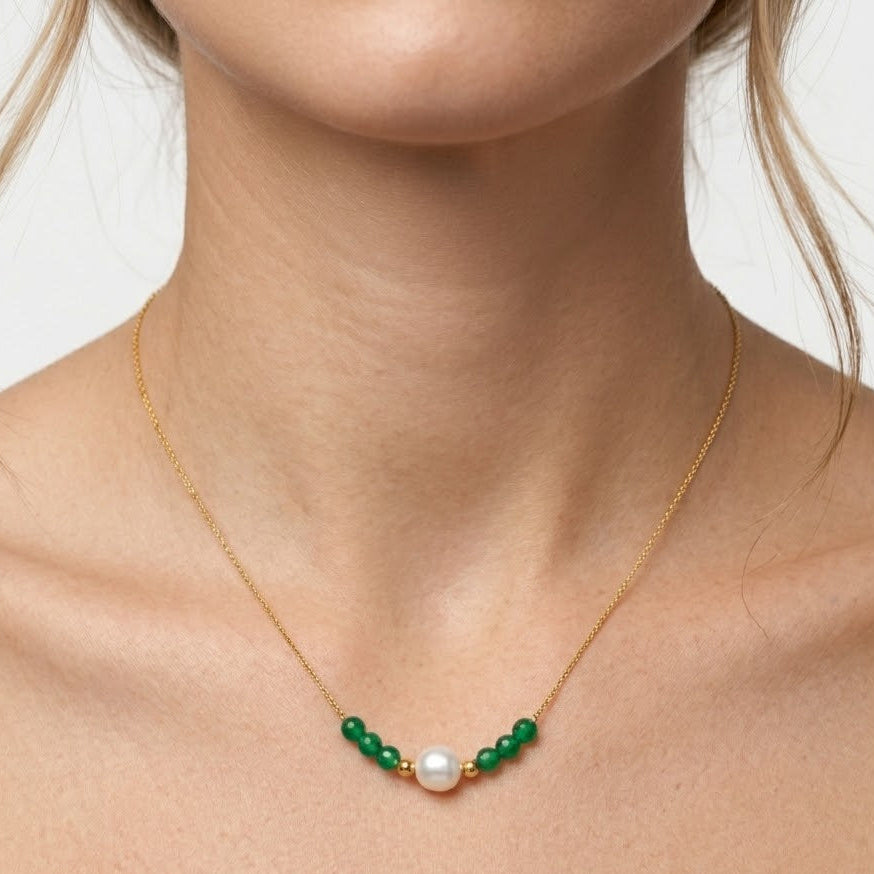 Collana Sottile con Perla Centrale e Cristalli Rossi In Acciaio Inossidabile