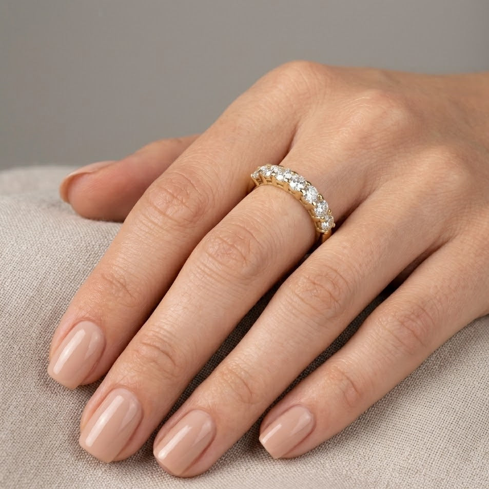 Anello Riviera Mezza Veretta In Acciaio Inossidabile