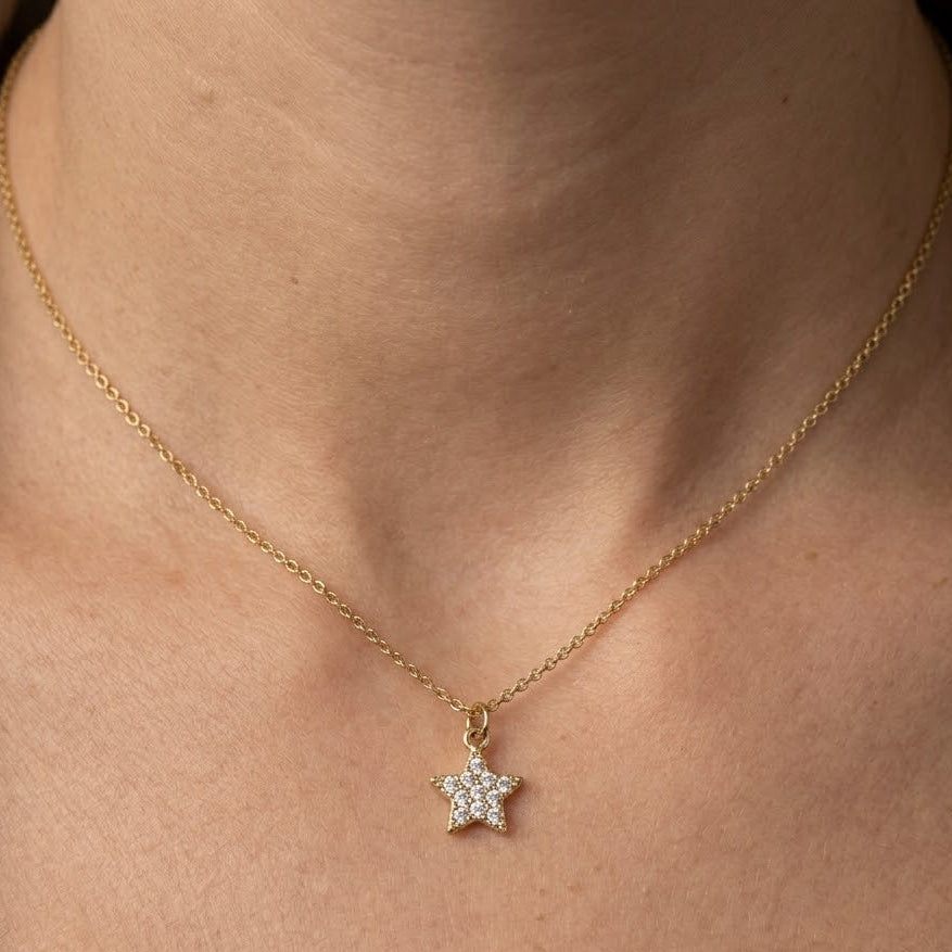 Collana con Stella in Pavé di Zirconi In Acciaio Inossidabile
