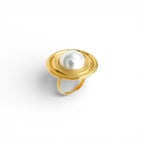 Anello con Perla Centrale In Acciaio Inossidabile