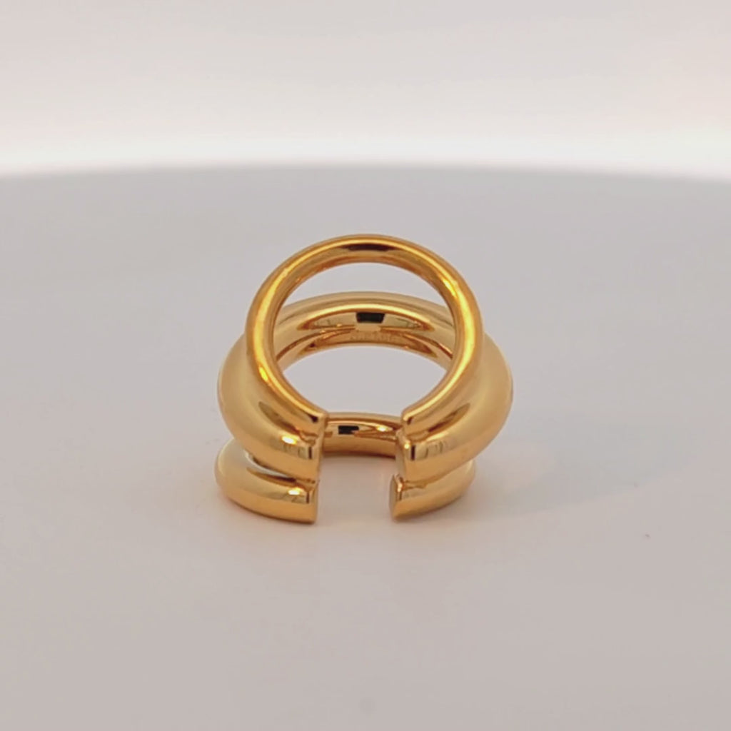 Ear Cuff Scultoreo a Fascia Incrociata in Acciaio Inossidabile