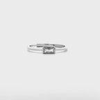 Anello in Argento con Rettangolo Elegante