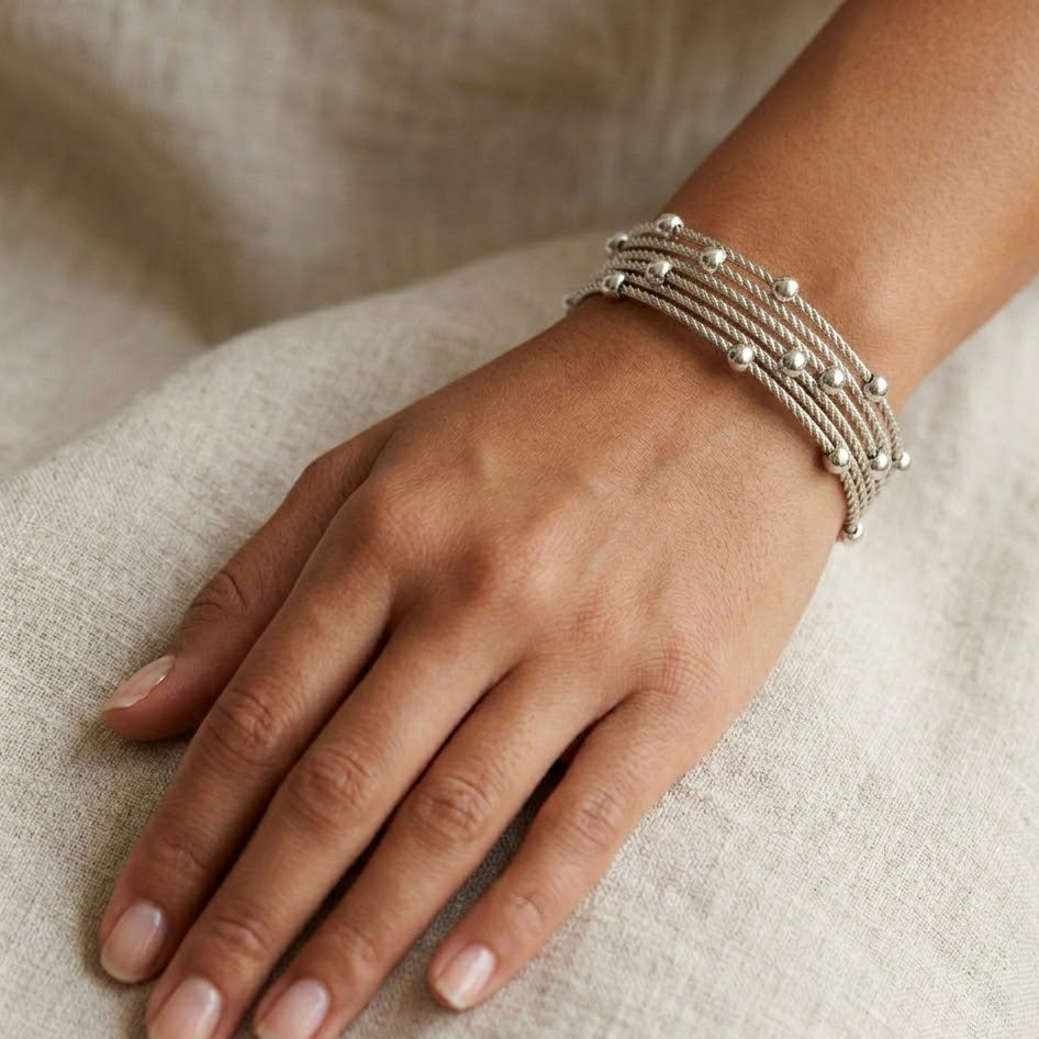 Bracciale Rigido Multifilo con Sfere In Acciaio Inossidabile