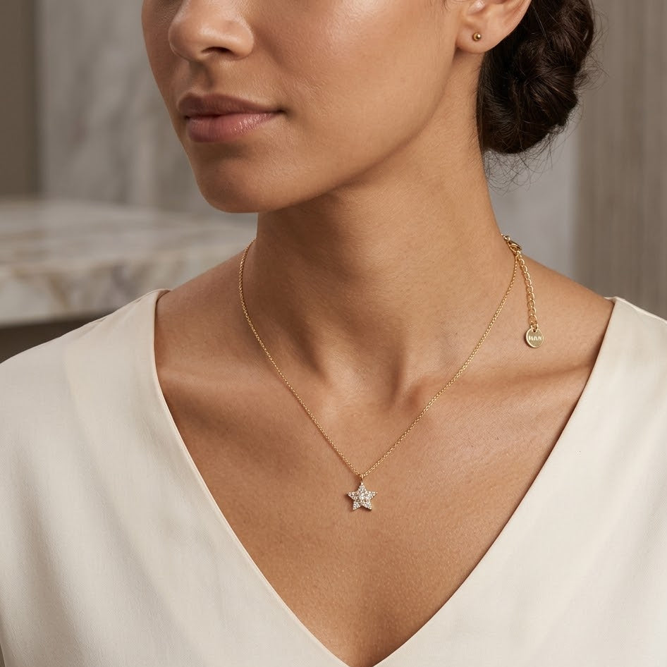 Collana Stella con Pavé e Punto Luce in Argento 925