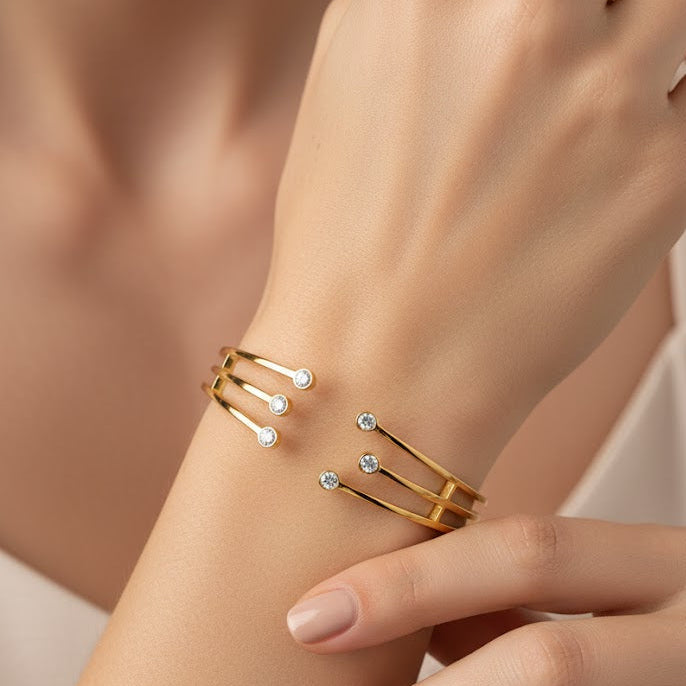Bracciale a Polsino Rigido con Zirconi Luminosi In Acciaio Inossidabile