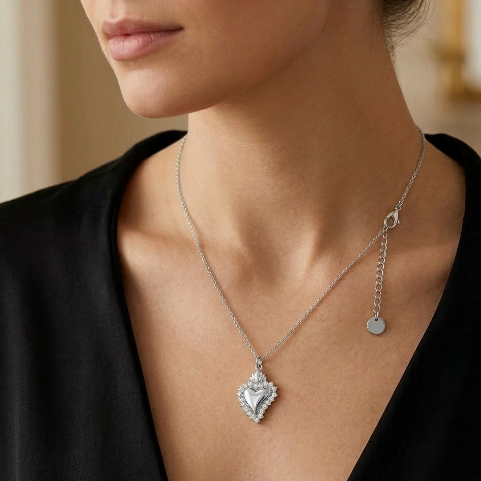 Collana Cuore Sacro Radioso In Acciaio Inossidabile