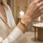 Bracciale Rigido Sottile Crystal Bloom con Fiori di Cristalli in Acciaio Inossidabile