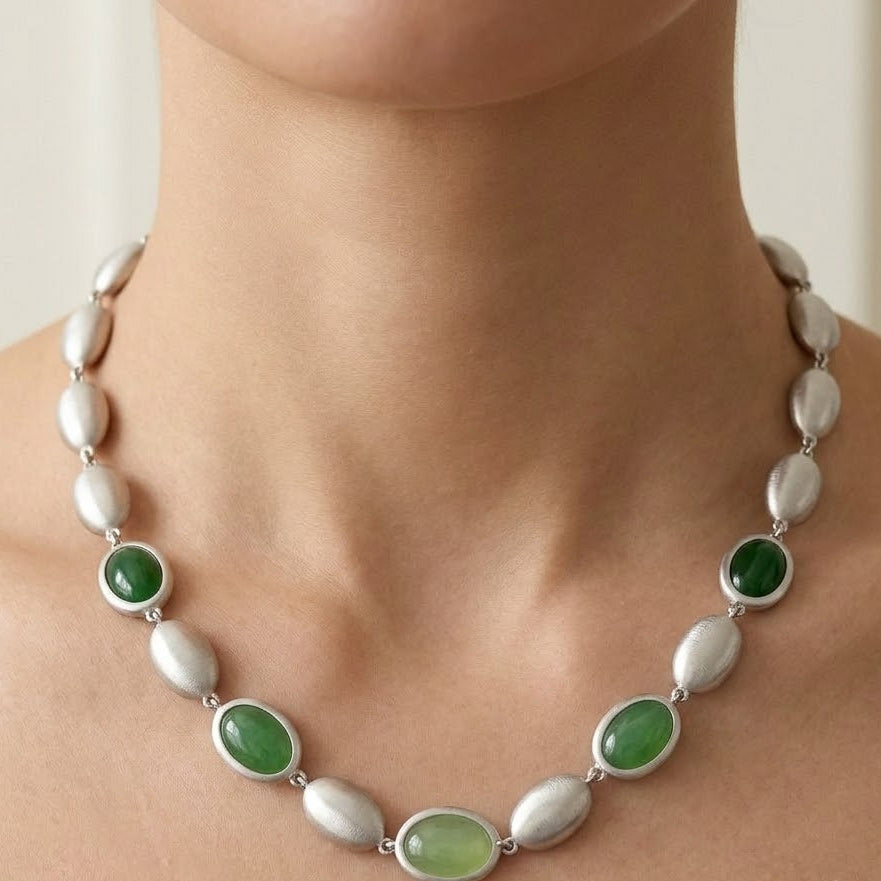 Collana con Ovali Satinati e Pietre Colorate In Acciaio Inossidabile